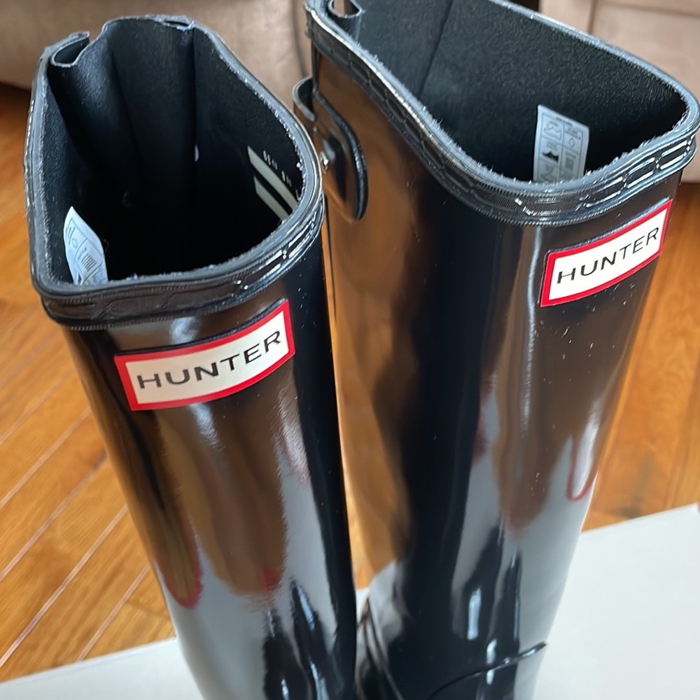 Hunter - Black Tall Rainboots